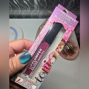IONI Book Of Dreams  Lip Plumper Gloss in Sparkle Pink